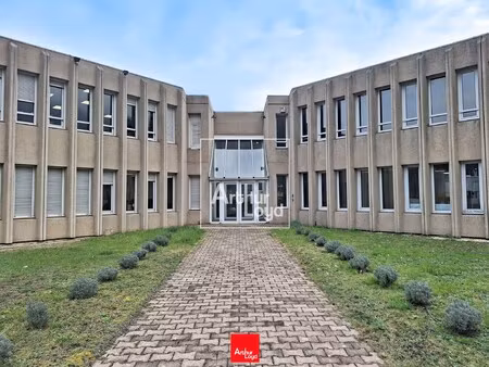 location local professionnel 497m² veurey voroize 38113