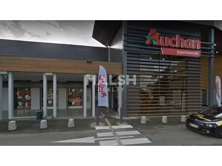 location local commercial 87m²