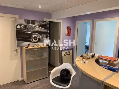 location local professionnel 30m²