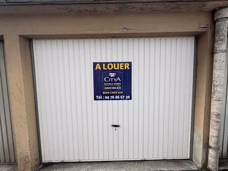 location parking st martin le vinoux 38950