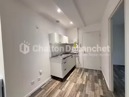 location appartement 3 pièces 43m²