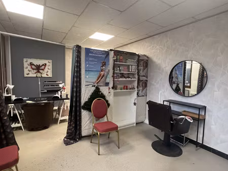 location local commercial 25m² chamousset 73390