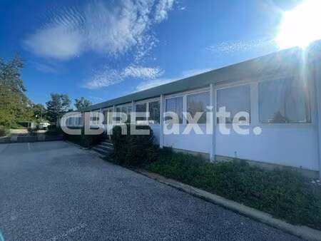 location local professionnel 297m² pringy 74370