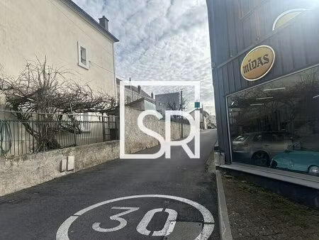 location local commercial 600m² vichy 03200
