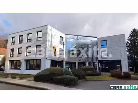 location local professionnel 298m² corenc 38700