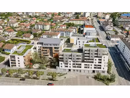 location local commercial 1 260m² cran gevrier 74960