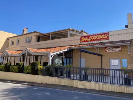 achat immeuble 668m² confolens 16500