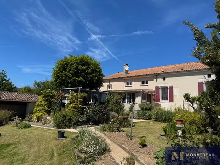 achat maison 11 pièces 385m² jurignac 16250