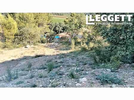achat terrain 1 273m² flassans sur issole 83340