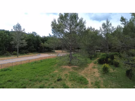 achat terrain 1 243m² meounes les montrieux 83136