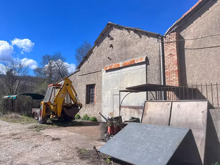 achat local commercial 220m² saignon 84400