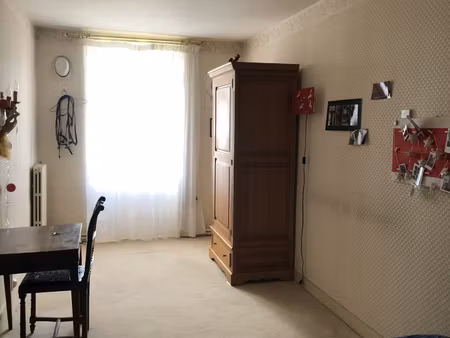 location maison 6 pièces 141m² la roche chalais 24490