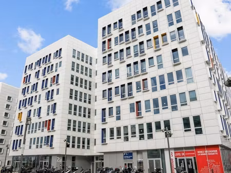 location local professionnel 787m² marseille 2ème