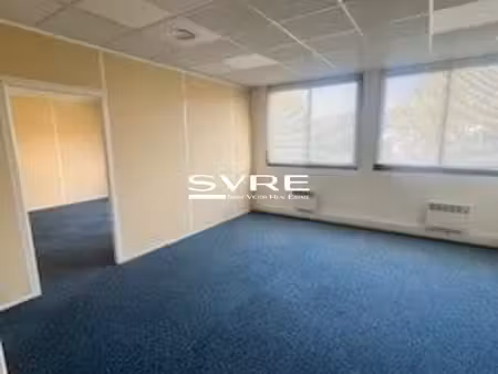 location local professionnel 132m² marseille 13ème