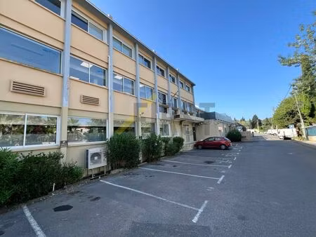 location local professionnel 250m² biot 06410