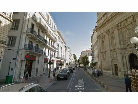 location local commercial 327m² avignon 84000