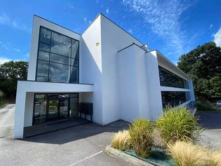 achat local professionnel 145m² quimper 29000