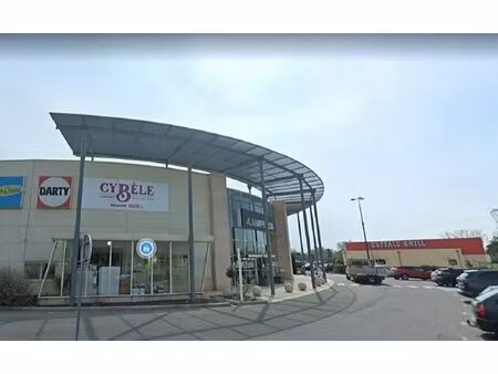 location local commercial 317m² avignon 84000