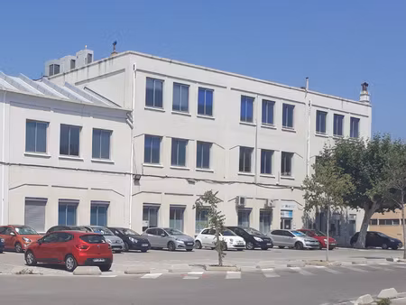 location local professionnel 1 023m² marseille 14ème