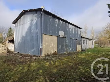 achat parking st pierre le moutier 58240