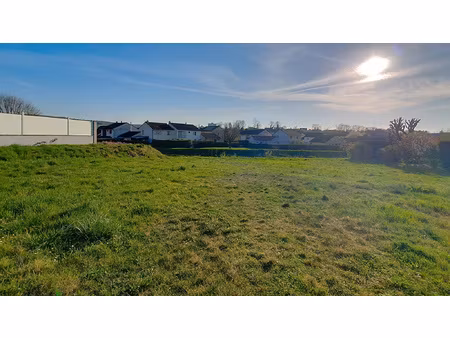 achat terrain 721m² delle 90100