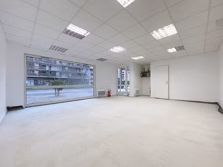 location local commercial 44m² dijon 21000