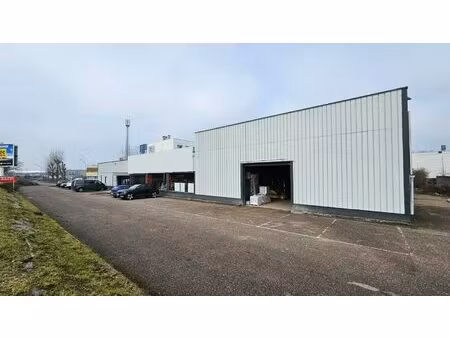location local commercial 905m² moulins les metz 57160