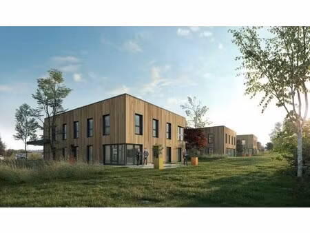 location local professionnel 3 220m²