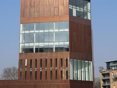 location local professionnel 824m² euralille 59777