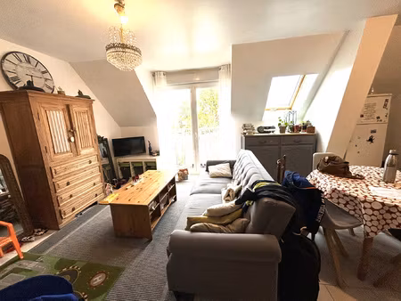 location appartement 3 pièces 46m² conde folie 80890