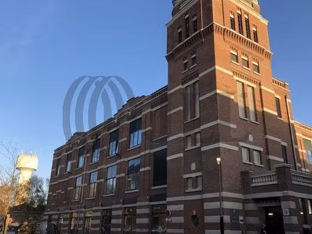 location local professionnel 150m² croix 59170