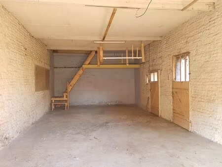 location local commercial 75m²
