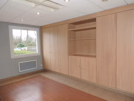 location local professionnel 105m² dunkerque 59140