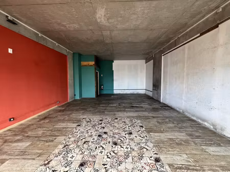 location local commercial 53m² baie mahault 97122
