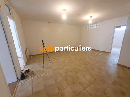 achat local professionnel 82m²