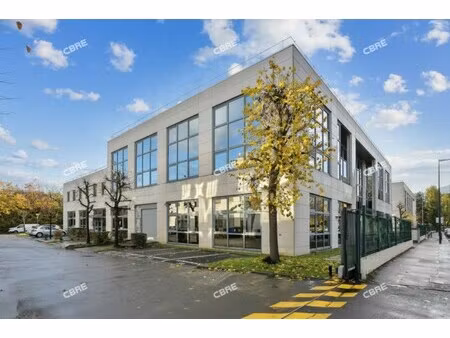 location local professionnel 299m² fontenay sous bois 94120