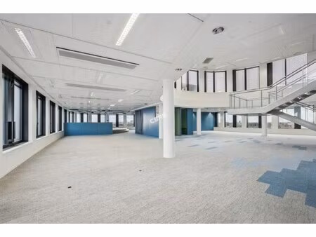 location local professionnel 14 046m² la garenne colombes 92250