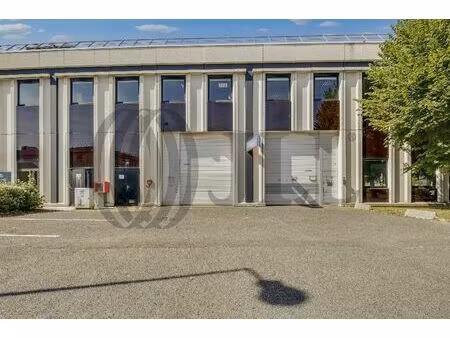 location local professionnel 797m² villebon sur yvette 91140