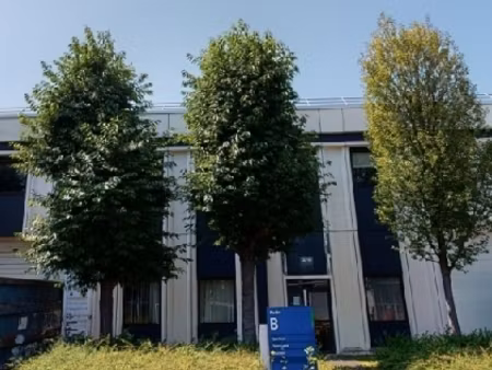 location local professionnel 1 404m² villepinte 93420