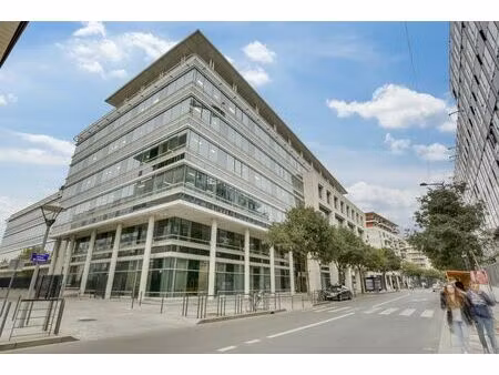 location local professionnel 2 686m² bois colombes 92270