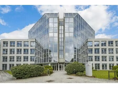 location local professionnel 3 318m² velizy villacoublay 78140