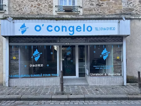 location local commercial 32m² nangis 77370