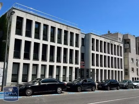 location local commercial 46m² noisiel 77186