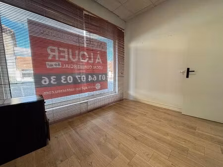 location local commercial 80m² gretz armainvilliers 77220