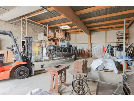 location local professionnel 130m² carneville 50330