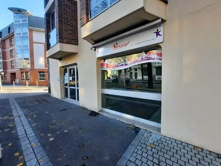 location local commercial 85m² rouen 76000