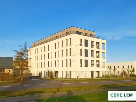 location local professionnel 764m² bretteville sur odon 14760
