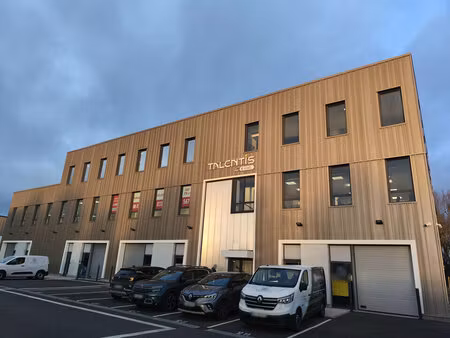 location local professionnel 463m² le petit quevilly 76140