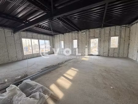 location bureau amiens 80000