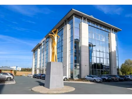 bureaux à louer à rue emile francqui 11 mont-saint-guibert (vbc65336)